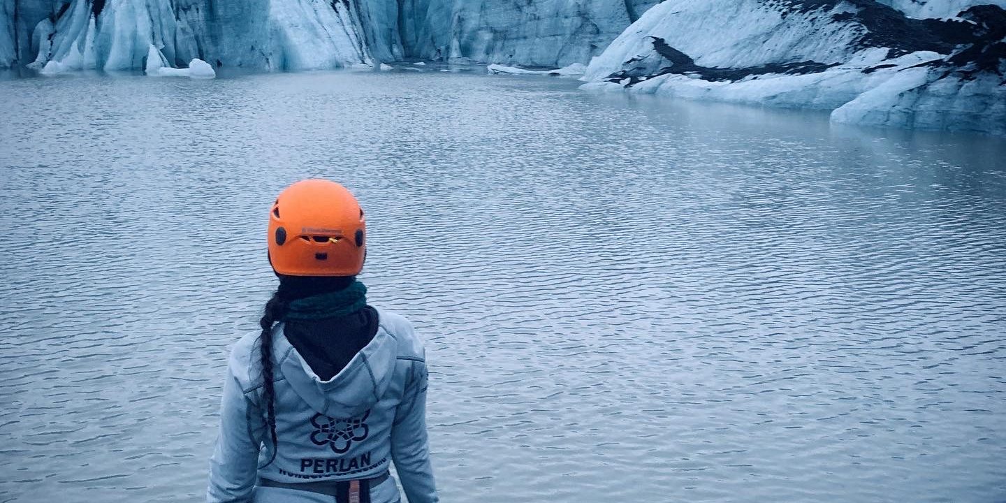 2.-Sólheimajökull-glacier-therapy-2
